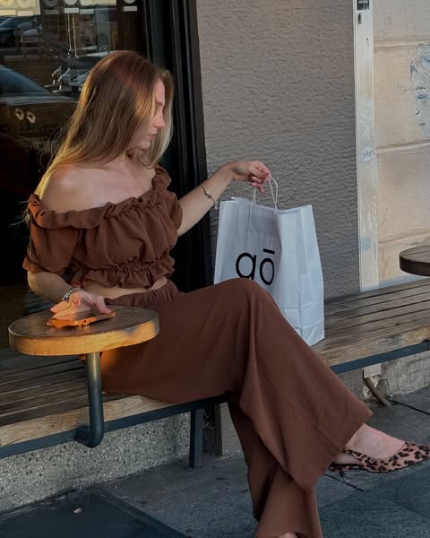 Stilinizi Bizimle Tamamlayın 🤎 #Asliozgun Kaliteli Kumaş Ve Dikimi Bir Arada Sunuyor 🤭