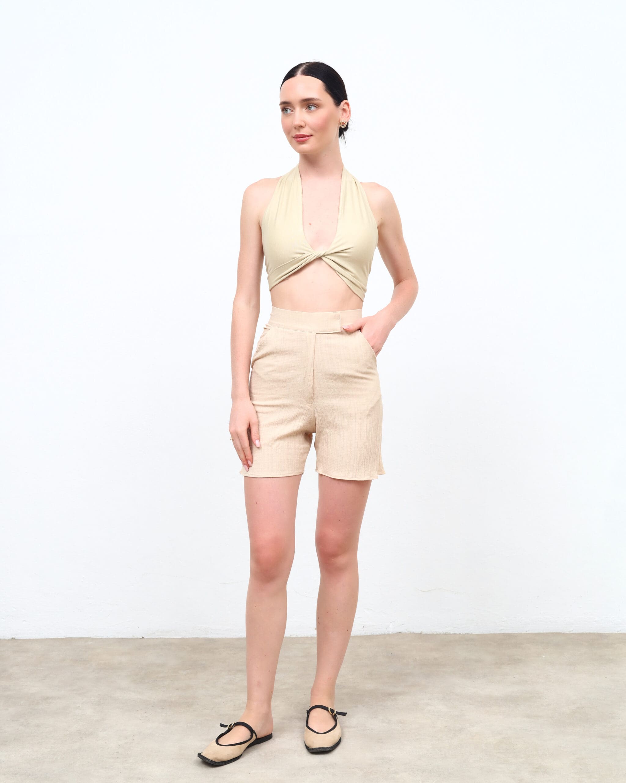 Cream High-Waisted Shorts - Image 4